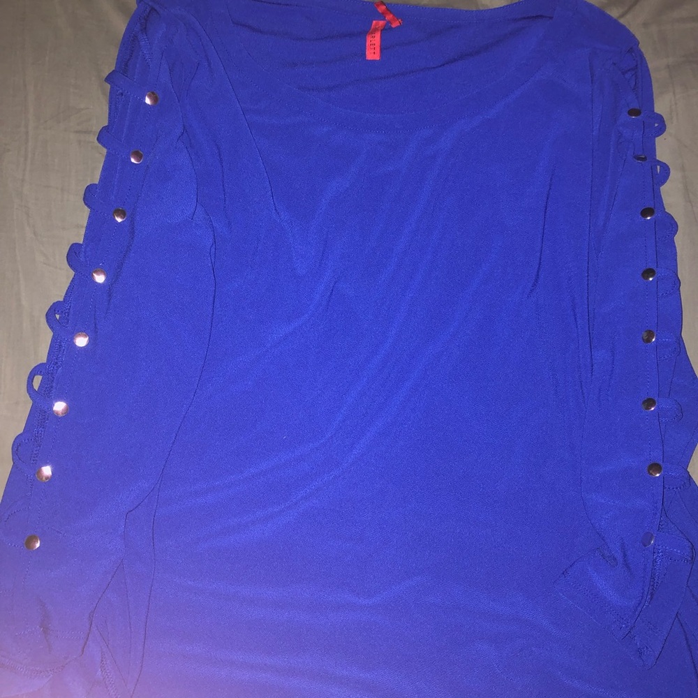 Beautiful plus size blouse - Picture 2 of 2